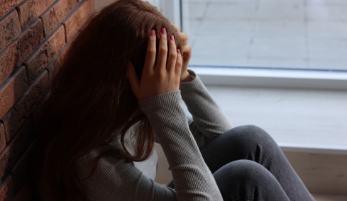 Θεσσαλονίκη: Ομάδα ανηλίκων ξυλοκόπησαν 15χρονη για λόγους ερωτικής αντιζηλίας και βιντεοσκόπησαν την επίθεση