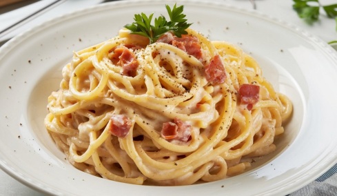 Γιατί αυξάνεται η βραδινή πείνα τον χειμώνα και τι κάνουμε γι’ αυτό;