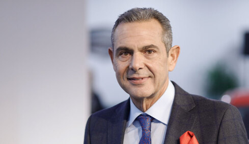 Ο Καμμένος ξαναχτύπησε: Ο Πολ Τόμσεν διαπραγματευτής για τη Γροιλανδία και η... ξανθιά της ΕΥΠ στο Μαϊάμι