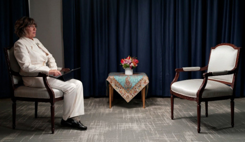 Κριστιάν Αμανπούρ: Από την άδεια καρέκλα του προέδρου του Ιράν, στο ξέσπασμα για τη διαφθορά και τα πλούτη των μουλάδων στην πατρίδα της