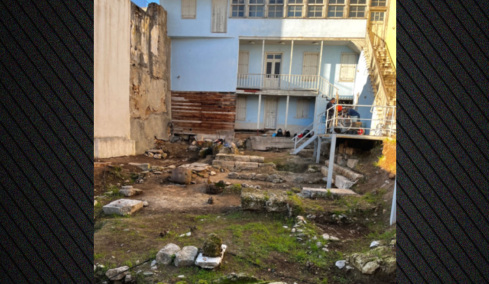 Αποκαλύφθηκαν αρχαιότητες στην αυλή της Οικίας Κοκοβίκου στην Πλάκα, δείτε φωτογραφίες
