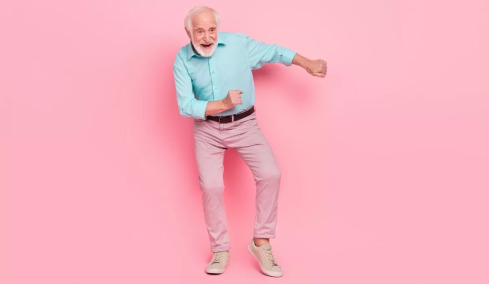 Οι υπεραιωνόβιοι που ξεπερνούν τα 110 χωρίς να αρρωσταίνουν – Έχουν «σούπερ» ανοσοποιητικό που νικά τη γήρανση
