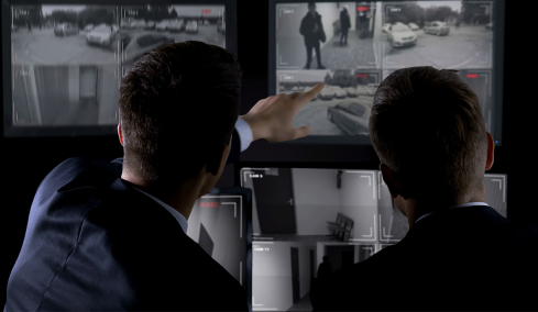 «Donnie Brasco» α λα ελληνικά: Πώς το κράτος αποκτά πράκτορες που ζουν διπλή ζωή για διείσδυση σε εγκληματικές οργανώσεις