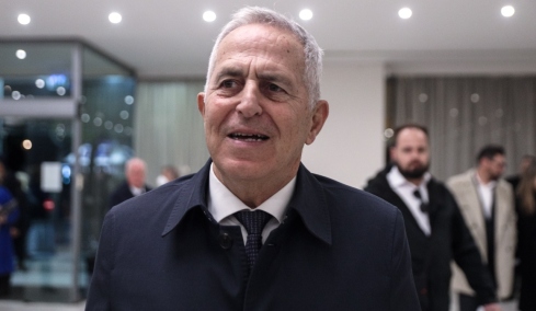 Την προσχώρηση του Ευάγγελου Αποστολάκη στο ΠΑΣΟΚ ανακοινώνει αύριο ο Ανδρουλάκης