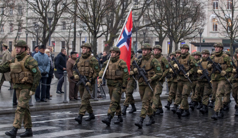 Γερμανία, Σουηδία, Γαλλία και Νορβηγία στέλνουν στρατιωτικούς στη Γροιλανδία στη σκιά των απειλών Τραμπ