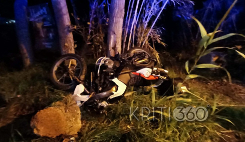 Σοβαρό τροχαίο με εγκατάλειψη στα Χανιά: Τραυματίστηκε οδηγός μηχανής, βίντεο και φωτογραφίες