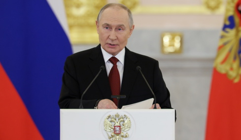 Ο κόσμος γίνεται όλο και πιο επικίνδυνος, λέει ο Πούτιν: Σιγή ιχθύος για Μαδούρο και Ιράν