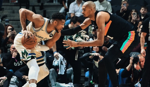 Tρίτη σερί ήττα για τους Μπακς που απογοητεύουν, έχασαν 119-101 από τους Σπερς