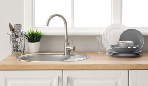 Μονός ή διπλός νεροχύτης; Οργάνωση και λειτουργικότητα στην κουζίνα