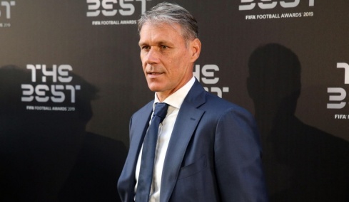 Μάρκο Φαν Μπάστεν: Εγκαταλείπει την τηλεόραση για να σταθεί στο πλευρό της βαριά άρρωστης συζύγου του
