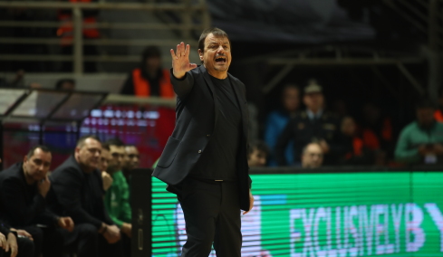 Ξέσπασε στη συνέντευξη Τύπου ο Αταμάν μετά το ΠΑΟΚ-Παναθηναϊκός: Κάποιοι παίκτες κατέστρεψαν το σύστημά μας, είναι αργά για αλλαγές