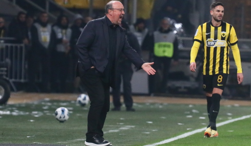 Μπενίτεθ: «Πρέπει να μας γίνει μάθημα αυτό το παιχνίδι»