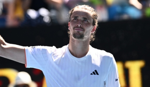 Australian Open: Φίλαθλος έκανε... πρόταση γάμου στον Ζβέρεφ μετά τον αγώνα του, δείτε βίντεο