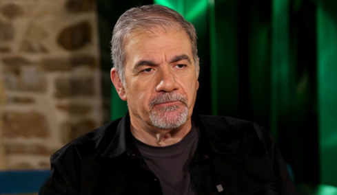 Δημήτρης Σταρόβας: Με εξοργίζει το ότι δεν μπορώ να τραγουδήσω, στην αρχή δεν είχα ρυθμό