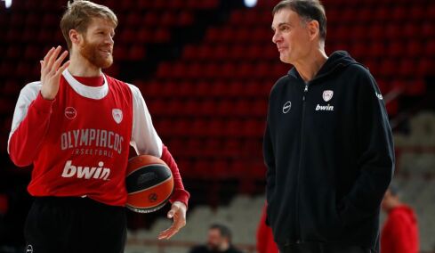 Μπαρτζώκας: «Είναι σε καλό μομέντουμ η Μακάμπι, αλλά και εμείς βελτιωνόμαστε συνεχώς»