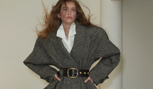 Οι μεγάλες δερμάτινες ζώνες επιστρέφουν στις ντουλάπες μας
