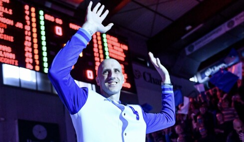 Ο Πολονάρα επέστρεψε στο γήπεδο και αποθεώθηκε: Ελπίζω ότι τα χειρότερα έχουν περάσει