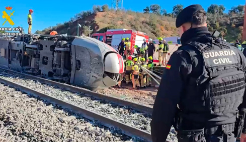 Οι μηχανοδηγοί είχαν προειδοποιήσει για φθορές στις γραμμές πριν το σιδηροδρομικό δυστύχημα στην Ισπανία