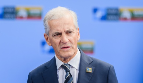 Ο πρωθυπουργός της Νορβηγίας επιβεβαίωσε το μήνυμα του Τραμπ: «Του είχα στείλει εγώ νωρίτερα και ζητούσα αποκλιμάκωση»
