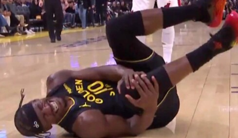 Ρήξη χιαστού ο Τζίμι Μπάτλερ: Τραυματίστηκε στο ματς των Γουόριορς με τους Χιτ