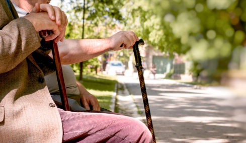 Ρεκόρ αιτήσεων συνταξιοδότησης το 2025: Ιανουάριο, Ιούλιο και Σεπτέμβριο έγιναν οι περισσότερες, οι τρεις λόγοι της μαζικής εξόδου