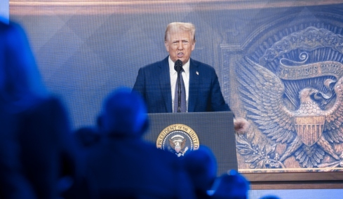 Στη σκιά του Τραμπ το Νταβός: Οι απειλές για τη Γροιλανδία, το Συμβούλιο Ειρήνης και η υπονόμευση του ΟΗΕ      