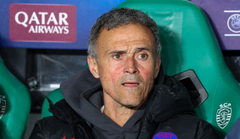 Ξέσπασε ο Λουίς Ενρίκε μετά την ήττα της Παρί από την Σπόρτινγκ: «Το ποδόσφαιρο είναι ένα σκα@@@@@ άθλημα»