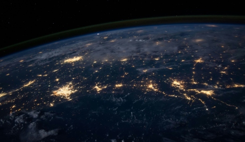 «Η Γη θα χάσει τη βαρύτητά της τον Αύγουστο για δευτερόλεπτα»: Η NASA διαψεύδει τη θεωρία που έγινε viral και εξηγεί τι πραγματικά θα συμβεί