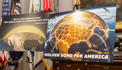 Από το «Star Wars» στον Χρυσό Θόλο: Το νέο αμυντικό δόγμα του Τραμπ και γιατί η Γροιλανδία βρίσκεται στον πυρήνα του