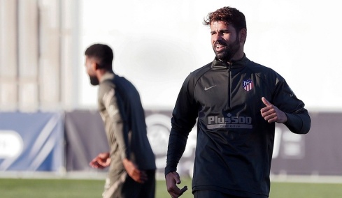 Ντιέγκο Κόστα κατά Κόντε: «Είναι πάντα θυμωμένος με μια μούρη μέχρι το πάτωμα, μάλλον δεν κάνει σεξ στο σπίτι!»
