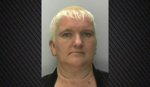 Φρίκη στη Βρετανία: Μητέρα 10 παιδιών αιχμαλώτισε 16χρονη και την κρατούσε για 25 χρόνια ως σκλάβα στο σπίτι της