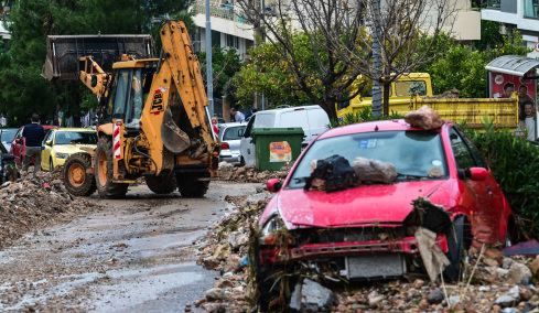 Ιστορικών διαστάσεων η κακοκαιρία στην Αττική, έπεσαν ασύλληπτα ποσά νερού για αστικό ιστό, λέει η Ζιακοπούλου