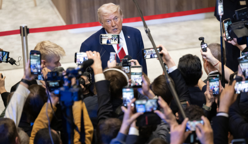 Τι είναι το «Συμβούλιο Ειρήνης» του Τραμπ: Πώς διαταράσσει τις γεωπολιτικές ισορροπίες, αποστάσεις από την ΕΕ, απροθυμία από την Ελλάδα