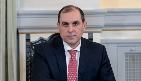Άμεσες αποζημιώσεις στους πληγέντες από τις φωτιές στη δυτική Αττική, στο 100% η στήριξη για πρώτη και δεύτερη κατοικία λέει ο Κατσαφάδος
