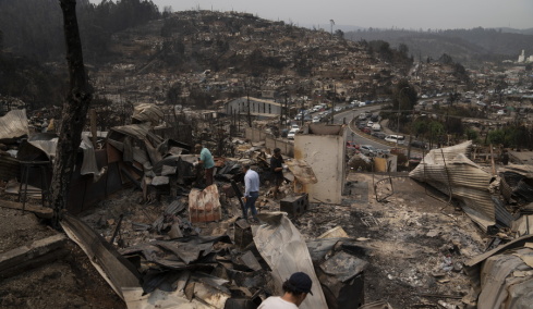 Συνελήφθη ο βασικός ύποπτος για τη φονική πυρκαγιά στη Χιλή: «Καθαρή μοχθηρία»