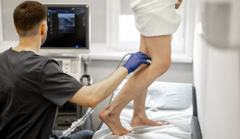 Φλεβική χειρουργική: Οι εξελίξεις που υπόσχονται καλύτερη θεραπεία κιρσών και φλεβικής ανεπάρκειας
