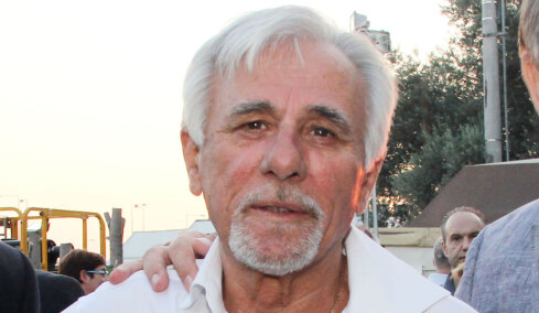 Πέθανε ο δημοσιογράφος Σπύρος Καρατζαφέρης στα 88 του χρόνια