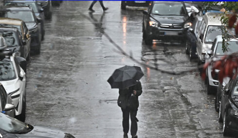 Έρχονται βροχές και αφρικανική σκόνη - Πότε επηρεάζεται η Αττική, δείτε χάρτες
