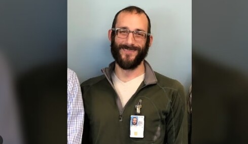 «Πείτε την αλήθεια για τον γιο μας»: Οι γονείς του Άλεξ Πρέτι μιλούν μετά τον θάνατό του από πράκτορα της ICE στη Μινεάπολη