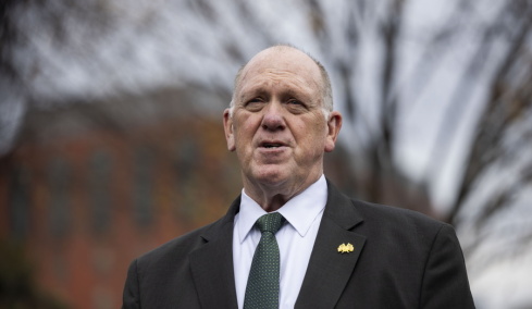 Τερματίζεται η επιχείρηση της ICE στη Μινεσότα
