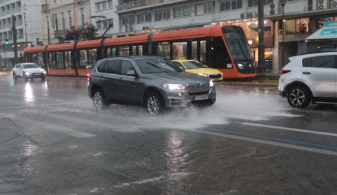 Καιρός: Διαδοχικά κύματα κακοκαιρίας βλέπουν Μαρουσάκης, Κολυδάς και Τσατραφύλλιας - Το ένα θα είναι αρκετά έντονο και θα επηρεαστεί η Αττική