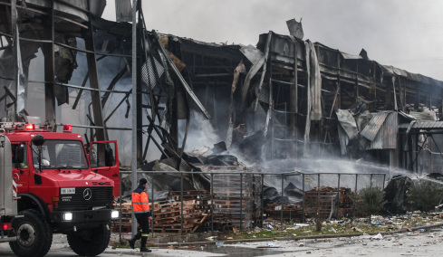 Τραγωδία στα Τρίκαλα: Έλιωσε μέχρι και ο χάλυβας από τη φωτιά στο εργοστάσιο της Βιολάντα - Τα ερωτήματα για την τραγωδία