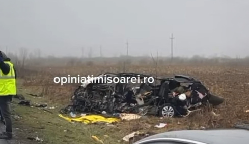 Τι μπορεί να συνέβη δευτερόλεπτα πριν την τραγωδία - Δεν πάτησε φρένο ο οδηγός του μοιραίου βαν, έβγαλε και φλας αριστερά