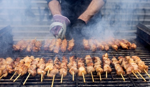 Τσικνοπέμπτη στο BBQ: 14 ιδέες για ψητά που δεν θέλουν πολλά - πολλά