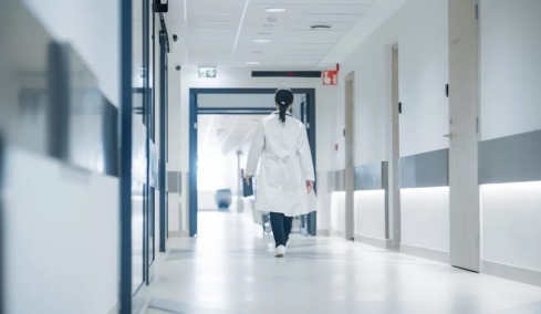 5.400 γιατροί έφυγαν από την Ελλάδα τα τελευταία πέντε χρόνια - Ποια είναι η πρώτη χώρα επιλογής τους