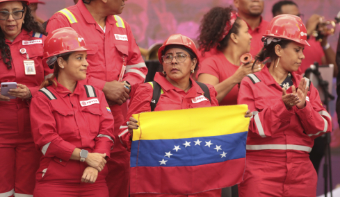 Σε ιδιώτες τα πετρέλαια της Βενεζουέλας για πρώτη φορά μετά από 20 χρόνια, νέος νόμος στη σκιά του Τραμπ
