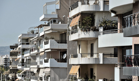 ΕΝΦΙΑ: Τι έδειξαν τα εκκαθαριστικά - Η ΑΑΔΕ αναζητεί χιλιάδες ιδιοκτήτες που έχασαν την έκπτωση 50% 