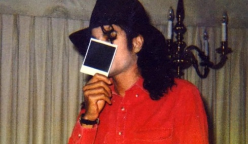 Νέες καταγγελίες για τον Μάικλ Τζάκσον: Νάρκωσε, βίασε και κακοποίησε σεξουαλικά παιδιά 7-8 ετών