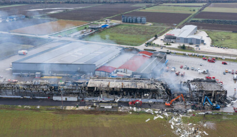 Διακόπηκαν προσωρινά οι έρευνες στο εργοστάσιο «Βιολάντα» λόγω κινδύνου νέας έκρηξης