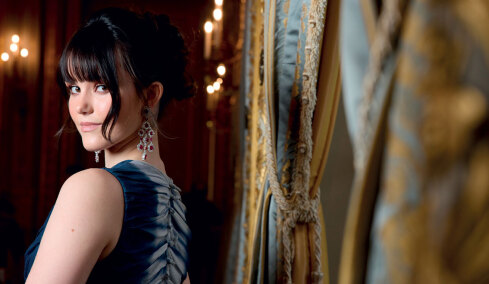  Ειρήνη Ζαρίφη, η απόγονος των Εμπειρίκων και των Μπενάκηδων που σπουδάζει ψυχολογία των αστροναυτών